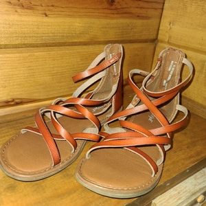 Girls strappy sandles